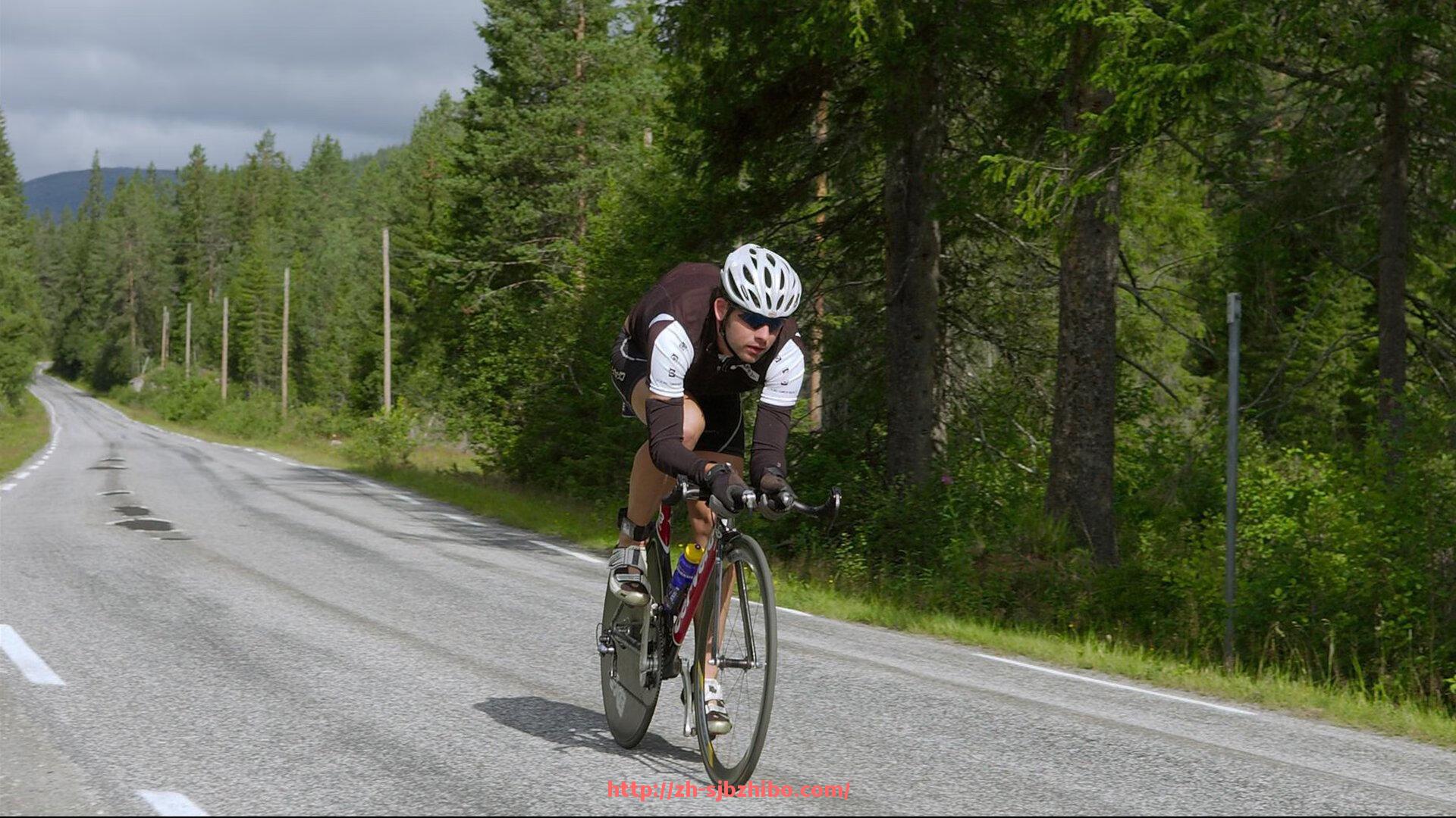 世俱杯直播-英超速度最快球员排行榜及关键数据分析